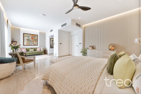 5 bedrooms Villa in Meadows, UAE No. 187979 14