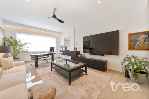5 bedrooms Villa in Meadows, UAE No. 187979 19