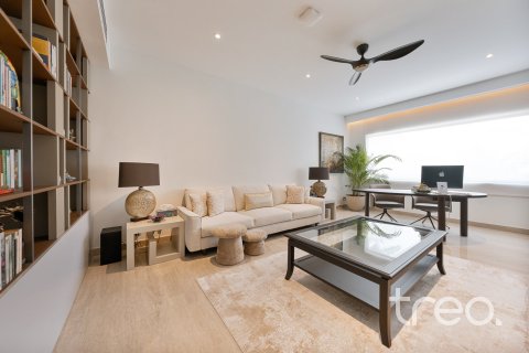 5 bedrooms Villa in Meadows, UAE No. 187979 20