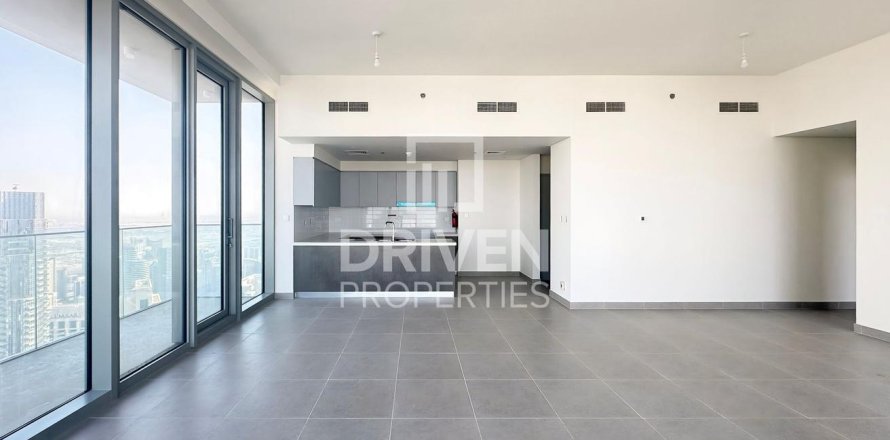 Apartment de 4 dormitorios en Forte, UAE No. 83864
