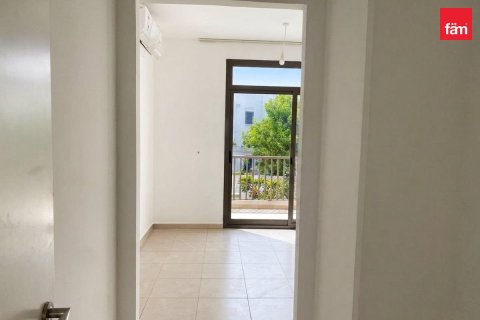 3 bedrooms Villa in Town Square, UAE No. 188341 10