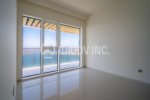 2 bedrooms Apartment in EMAAR Beachfront, UAE No. 87819 10