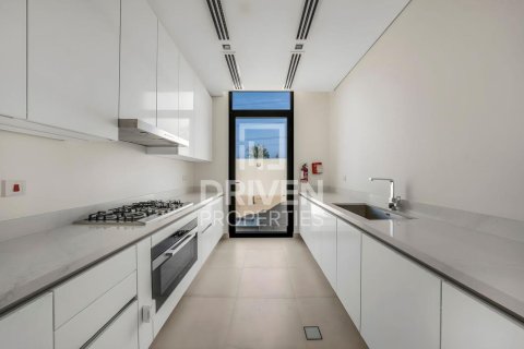 4 bedrooms Villa in District One, UAE No. 191617 16