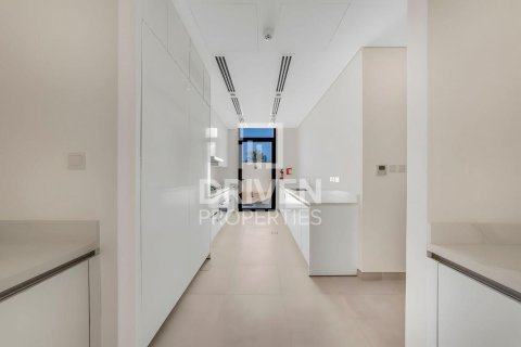 4 bedrooms Villa in District One, UAE No. 191617 18