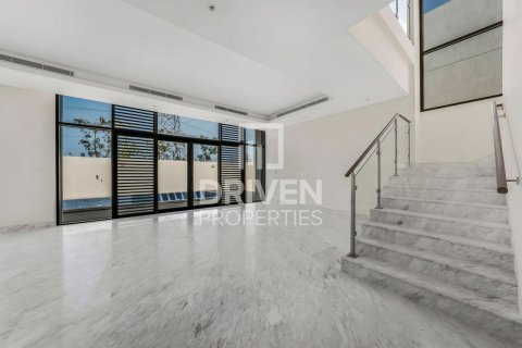 4 bedrooms Villa in District One, UAE No. 191617 12