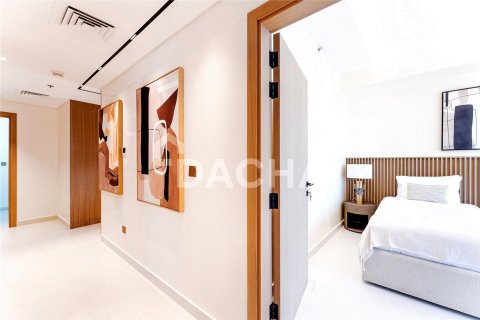 Квартира с 3 спальнями в Burj Vista, ОАЭ №155536 10