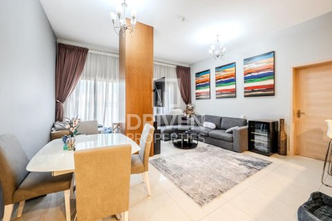 Appartement de 2 chambres à District 11, UAE No. 202034 13