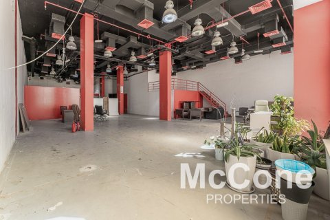 Shop de 286.7m² en Dubai, UAE No. 74161 3