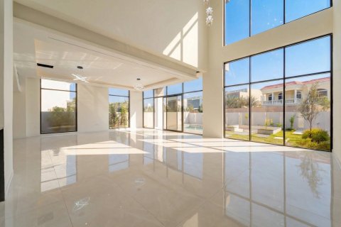 Вилла с 6 спальнями в Jumeirah Park, ОАЭ №147027 3