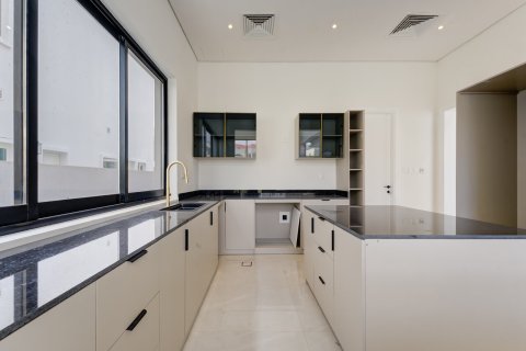 Вилла с 6 спальнями в Jumeirah Park, ОАЭ №147027 7