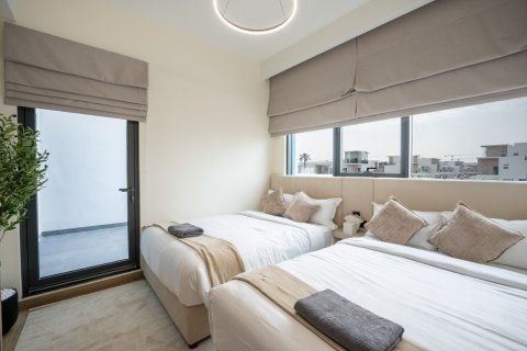 Вилла с 3 спальнями в Golf City, ОАЭ №147023 9