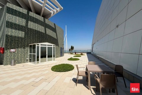 2 bedrooms Apartment in Dubai, UAE No. 166180 9