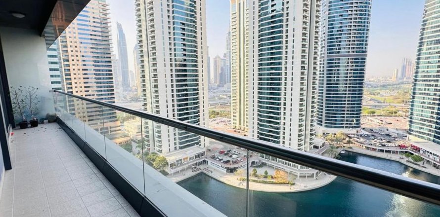 2 bedrooms Apartment in Dubai, UAE No. 166180