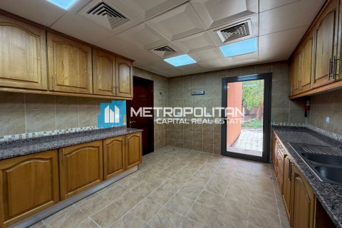 Villa de 5 chambres à Abu Dhabi, UAE No. 149963 28