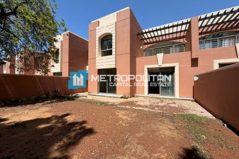 Вилла с 5 спальнями в Абу-Даби, ОАЭ №149963