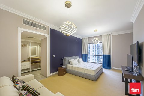3 bedrooms Apartment in Dubai, UAE No. 161887 13