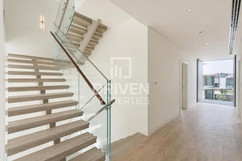 5 bedrooms Villa in Nad Al Sheba 1, UAE No. 191889 7