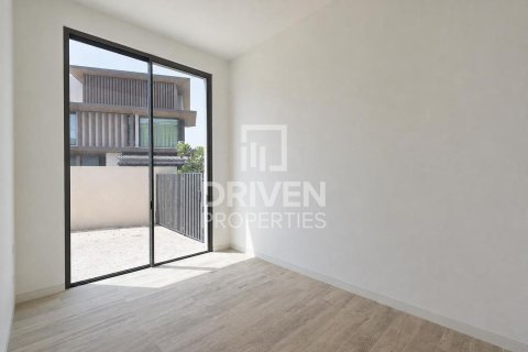 5 bedrooms Villa in Nad Al Sheba 1, UAE No. 191889 8