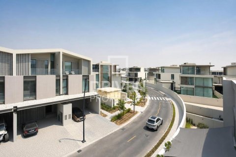 5 bedrooms Villa in Nad Al Sheba 1, UAE No. 191889 30