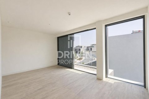 5 bedrooms Villa in Nad Al Sheba 1, UAE No. 191889 12
