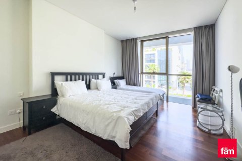 Квартира с 3 спальнями в Аль-Васл, ОАЭ №137469 11