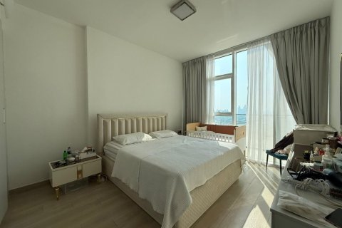 Квартира с 2 спальнями в Bloom Towers, ОАЭ №168287 5