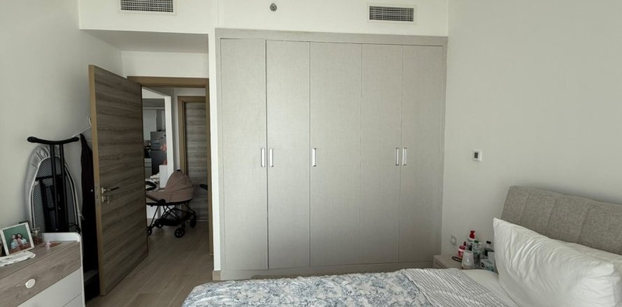 Квартира с 2 спальнями в Bloom Towers, ОАЭ №168287
