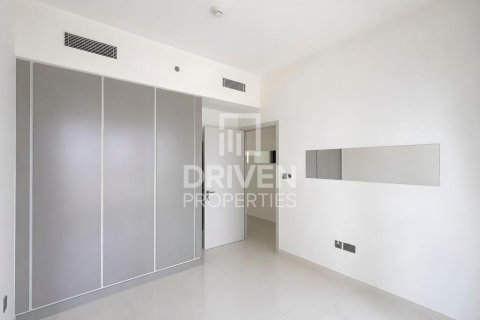 Квартира с 2 спальнями в EMAAR Beachfront, ОАЭ №191581 7