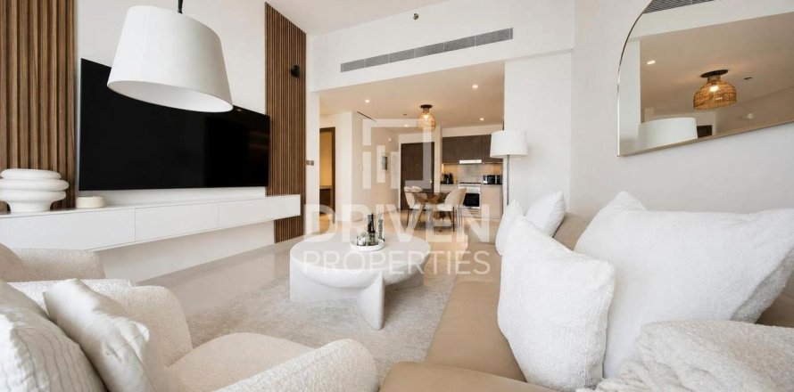 2 bedrooms Apartment in EMAAR Beachfront, UAE No. 191584