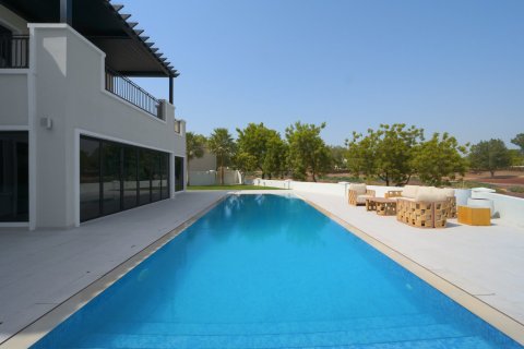 Villa de 6 dormitorios en Jumeirah Golf Estates, UAE No. 207578 30