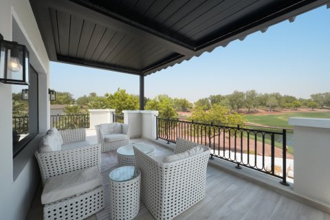 Villa de 6 dormitorios en Jumeirah Golf Estates, UAE No. 207578 19