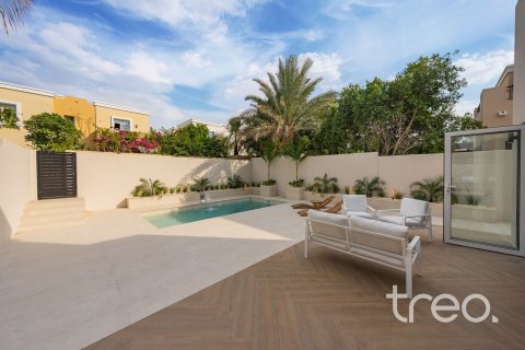 Villa de 4 dormitorios en Arabian Ranches, UAE No. 173528 22