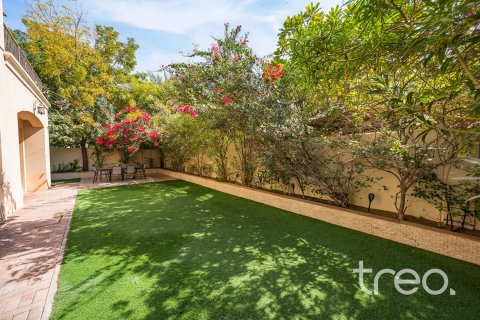 Villa de 4 dormitorios en Samara, UAE No. 173524 15