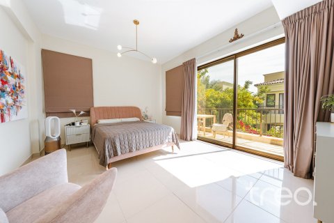 Villa de 4 dormitorios en Samara, UAE No. 173524 14