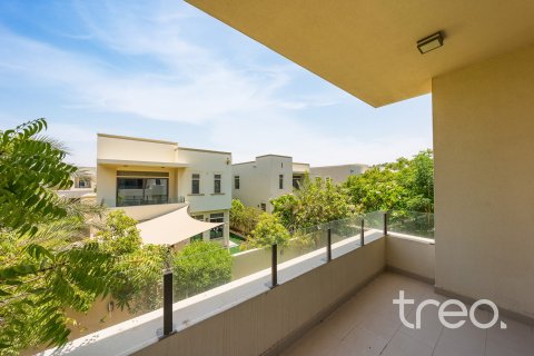 Villa de 4 dormitorios en Azalea, UAE No. 173527 20