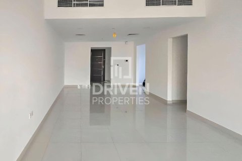 Квартира с 2 спальнями в Dubai Sports City, ОАЭ №193127