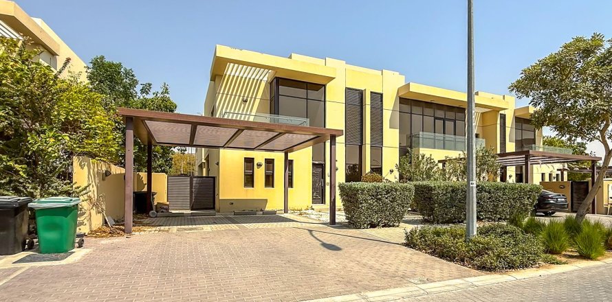Townhouse de 3 chambres à Rockwood, UAE No. 208873