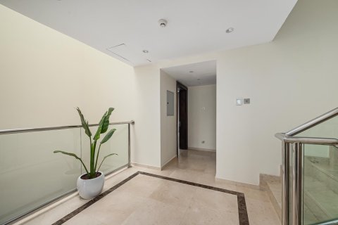4 bedrooms Villa in Umm Suqeim, UAE No. 208870 16