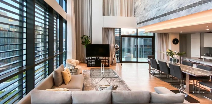 Penthouse de 5 dormitorios en CENTRAL PARK City Walk, UAE No. 95146