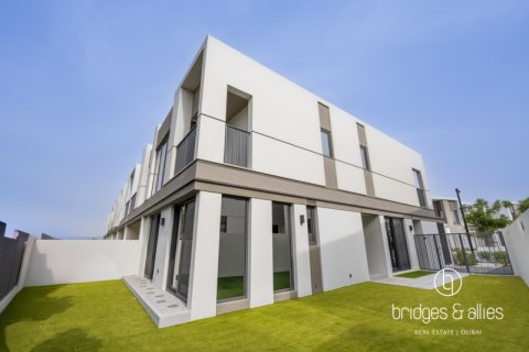 4 bedrooms Villa in Tilal Al Ghaf, UAE No. 142116 4