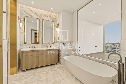 3 bedrooms Apartment in Business Bay, UAE No. 201704 16