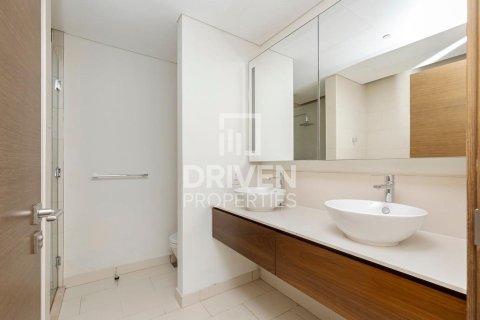 Квартира с 3 спальнями  №121299 16