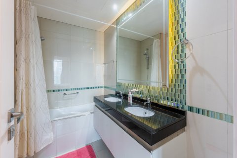 Квартира с 2 спальнями в DAMAC HEIGHTS, Дубай Марина, ОАЭ №147363 12