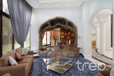 Villa de 8 dormitorios en Emirates Hills, UAE No. 173796 23