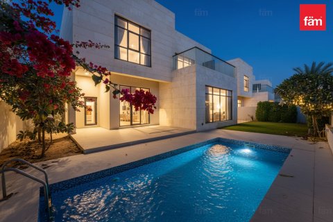 Villa de 4 dormitorios en Al Furjan, UAE No. 126683