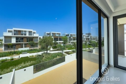 Villa de 4 dormitorios en Dubai, UAE No. 102431 24