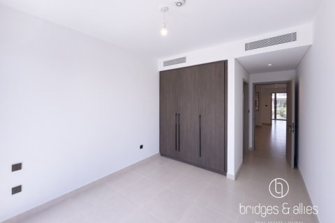Villa de 4 dormitorios en Dubai, UAE No. 102431 26