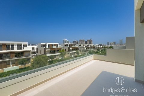 Villa de 4 dormitorios en Dubai, UAE No. 102431 33