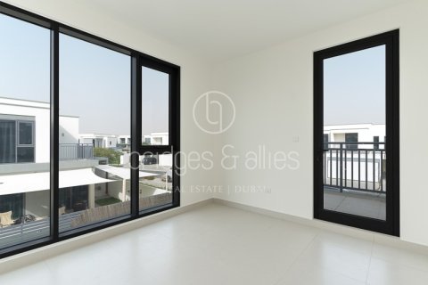 Villa de 4 dormitorios en Dubai Hills Estate, UAE No. 102433 4