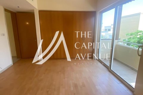 Townhouse de 3 dormitorios en Khalifa City, UAE No. 185441 7